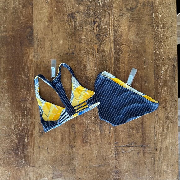 Carve Designs bathing suit - Picture 4 of 6